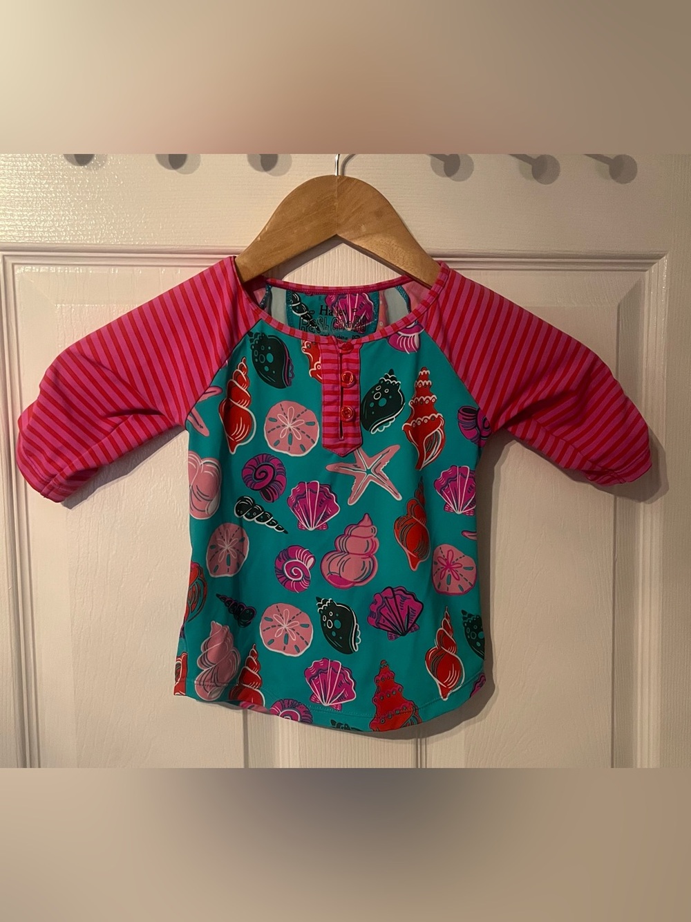 Hatley Turquoise Seashell Rashguard with Pink Stripe Sleeves